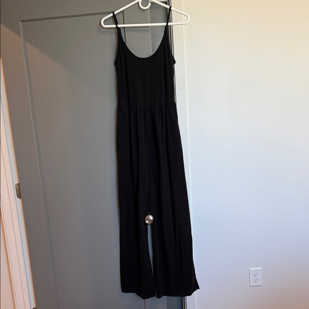 Black Sleeveless Jumpsuit